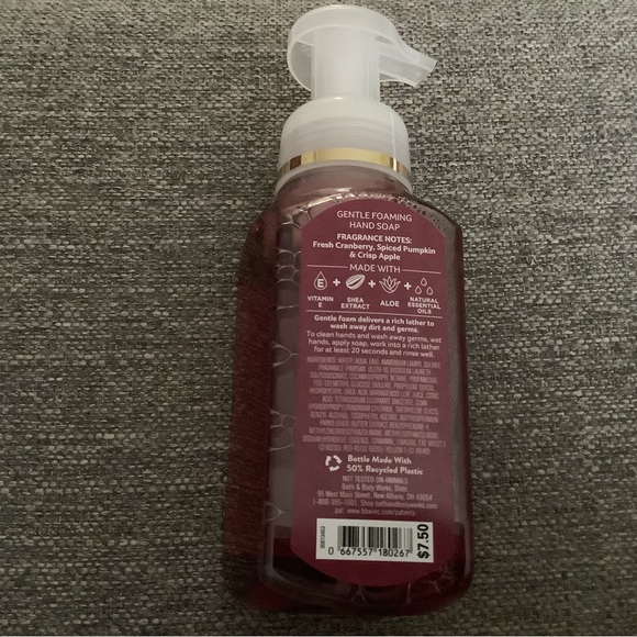 Bath & Body Works The Perfect Autumn Foaming Hand Soap New - Picture 2 of 4
